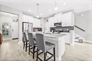 9237 Fox Sparrow Rd, Tampa, FL 33626 - Photo 6