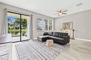 9237 Fox Sparrow Rd, Tampa, FL 33626 - Photo 14