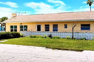 510 Marlyn Way, Madeira Beach, FL 33708 - Photo 1