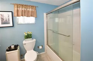 11990 104th Ave, Largo, FL 33778 - Photo 12