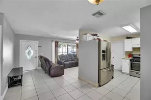 5402 Shannon Dr, Fort Pierce, FL 34951 - Photo 6