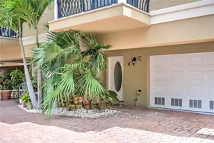 300 Capri Blvd, Treasure Island, FL 33706 - Photo 2