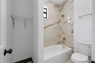 8421 Marlanas Pl, Tampa, FL 33637 - Photo 22