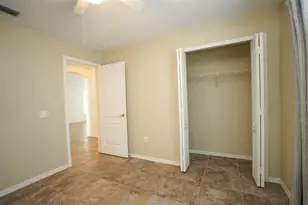 5136 Sterling Manor Dr, Tampa, FL 33647 - Photo 18