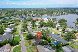 3275 Walnut St NE, Saint Petersburg, FL 33704 - Photo 4