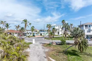 14200 E Parsley Dr, Madeira Beach, FL 33708 - Photo 10