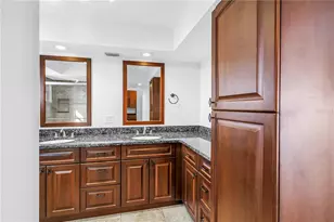 5108 Brittany Dr S, Saint Petersburg, FL 33715 - Photo 30