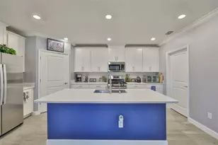 17255 Holly Wl Ave, Wimauma, FL 33598 - Photo 14