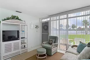 4360 Tahitian Gardens Cir, Holiday, FL 34691 - Photo 10