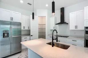 2105 Dorman Rock Pl, Plant City, FL 33565 - Photo 14