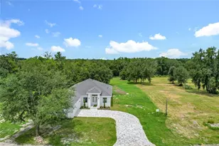 2105 Dorman Rock Pl, Plant City, FL 33565 - Photo 2