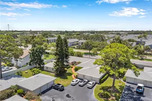 2182 Corinne Ct S, Saint Petersburg, FL 33712 - Photo 32