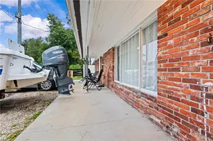 13002 E Wheeler Rd, Dover, FL 33527 - Photo 2