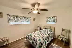 209 Seagull Dr, Tarpon Springs, FL 34689 - Photo 18