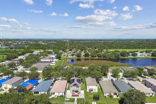 7842 Carriage Pointe Dr, Gibsonton, FL 33534 - Photo 70