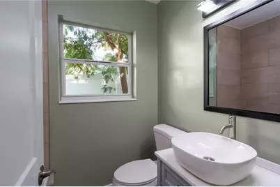 750 Bay Esplanade, Clearwater Beach, FL 33767 - Photo 10