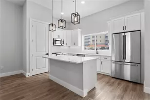 11605 1st St E, Treasure Island, FL 33706 - Photo 14