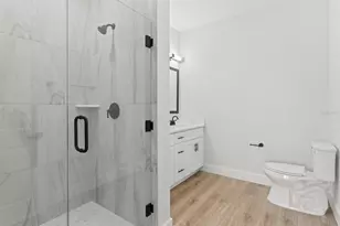 11605 1st St E, Treasure Island, FL 33706 - Photo 30