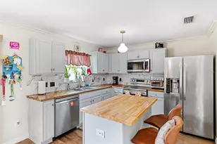 12925 Keefer Ct, Spring Hill, FL 34609 - Photo 12