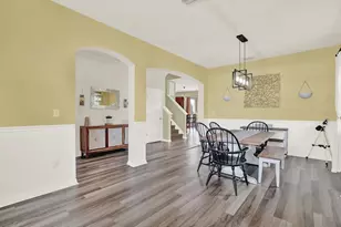 735 Winthrop Dr, Spring Hill, FL 34609 - Photo 4