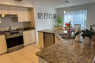 1124 Sunset Point Rd, Clearwater, FL 33755 - Photo 8