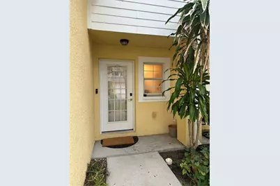 1124 Sunset Point Road #302, Clearwater, FL 33755 - Photo 4