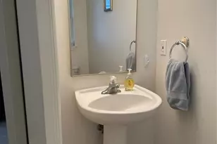 1124 Sunset Point Rd, Clearwater, FL 33755 - Photo 6