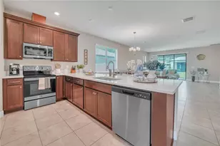 12591 Vander Way, New Port Richey, FL 34654 - Photo 16