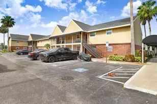 200 Country Club Dr, Largo, FL 33771 - Photo 8