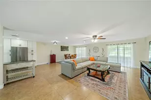 5246 Mayapple Cir, Orlando, FL 32821 - Photo 6