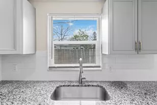 5117 Mallett Dr, Port Richey, FL 34668 - Photo 18