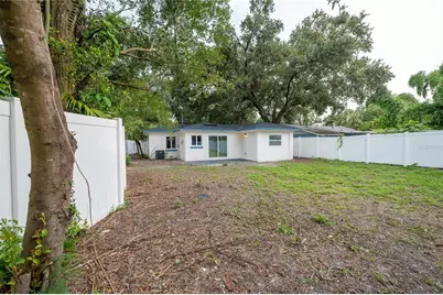 1720 SE Lambright Street, Tampa, FL 33610 - Photo 22