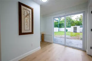 1720 SE Lambright St, Tampa, FL 33610 - Photo 4
