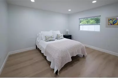 1720 SE Lambright Street, Tampa, FL 33610 - Photo 2