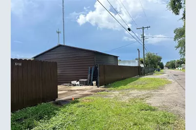 2001 S 51st Street, Tampa, FL 33619 - Photo 1