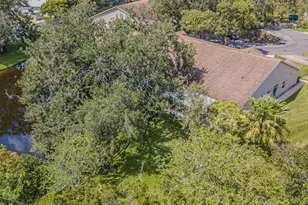 35219 Janine Dr, Zephyrhills, FL 33541 - Photo 44
