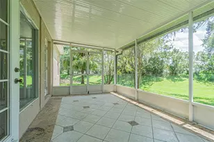 35219 Janine Dr, Zephyrhills, FL 33541 - Photo 10