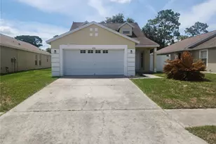 8361 Silverbell Loop, Brooksville, FL 34613 - Photo 2
