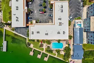 10265 Gulf Blvd, Treasure Island, FL 33706 - Photo 44