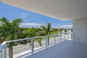 1020 Sunset Point Rd, Clearwater, FL 33755 - Photo 24