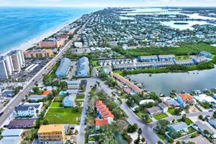 812 E Gulf Blvd, Indian Rocks Beach, FL 33785 - Photo 20