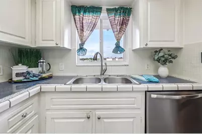 8950 Park Boulevard #405, Seminole, FL 33777 - Photo 20