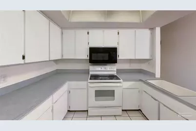 7636 Haig Court, New Port Richey, FL 34654 - Photo 6