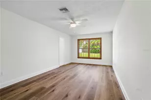 404 Dickman Dr SW, Ruskin, FL 33570 - Photo 24