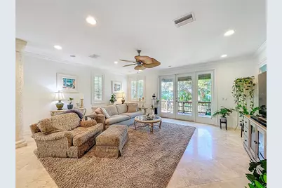 4847 W Flamingo Road #5, Tampa, FL 33611 - Photo 10