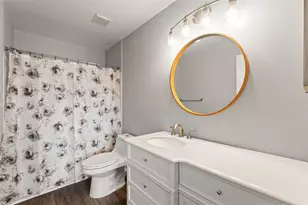 9042 Lake Chase Island Way, Tampa, FL 33626 - Photo 16