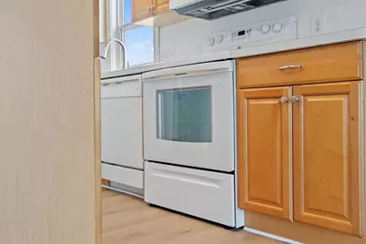 6806 Mount Quincy Drive NE #361, Saint Petersburg, FL 33702 - Photo 6