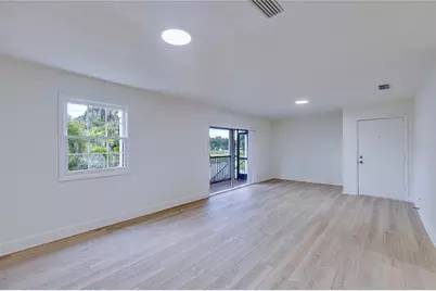 13718 Orange Sunset Drive #202, Tampa, FL 33618 - Photo 6