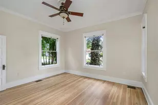 950 12th St N, Saint Petersburg, FL 33705 - Photo 26