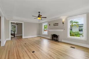 950 12th St N, Saint Petersburg, FL 33705 - Photo 12